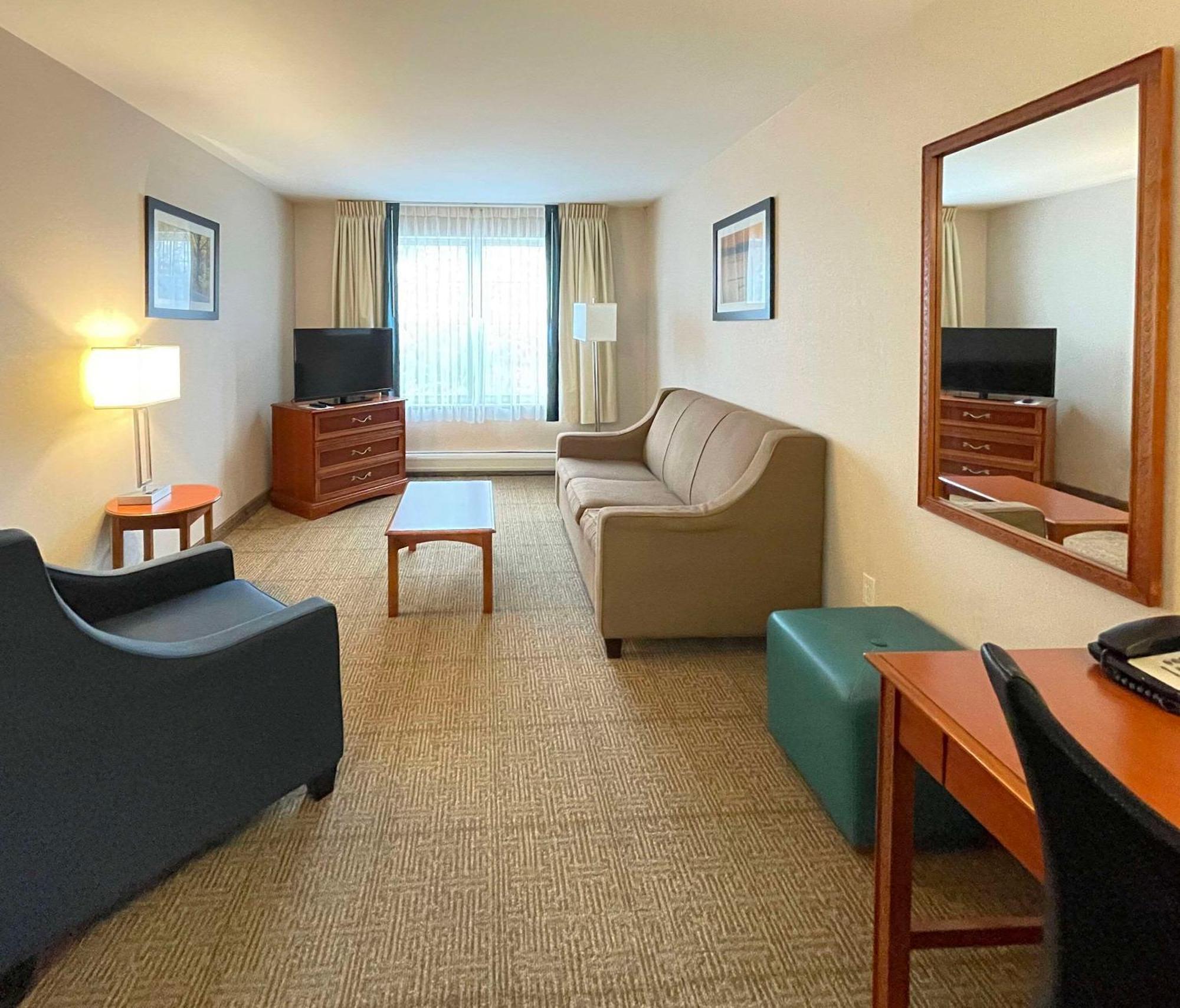 Smart Suites, Ascend Hotel Collection South Burlington Exteriér fotografie