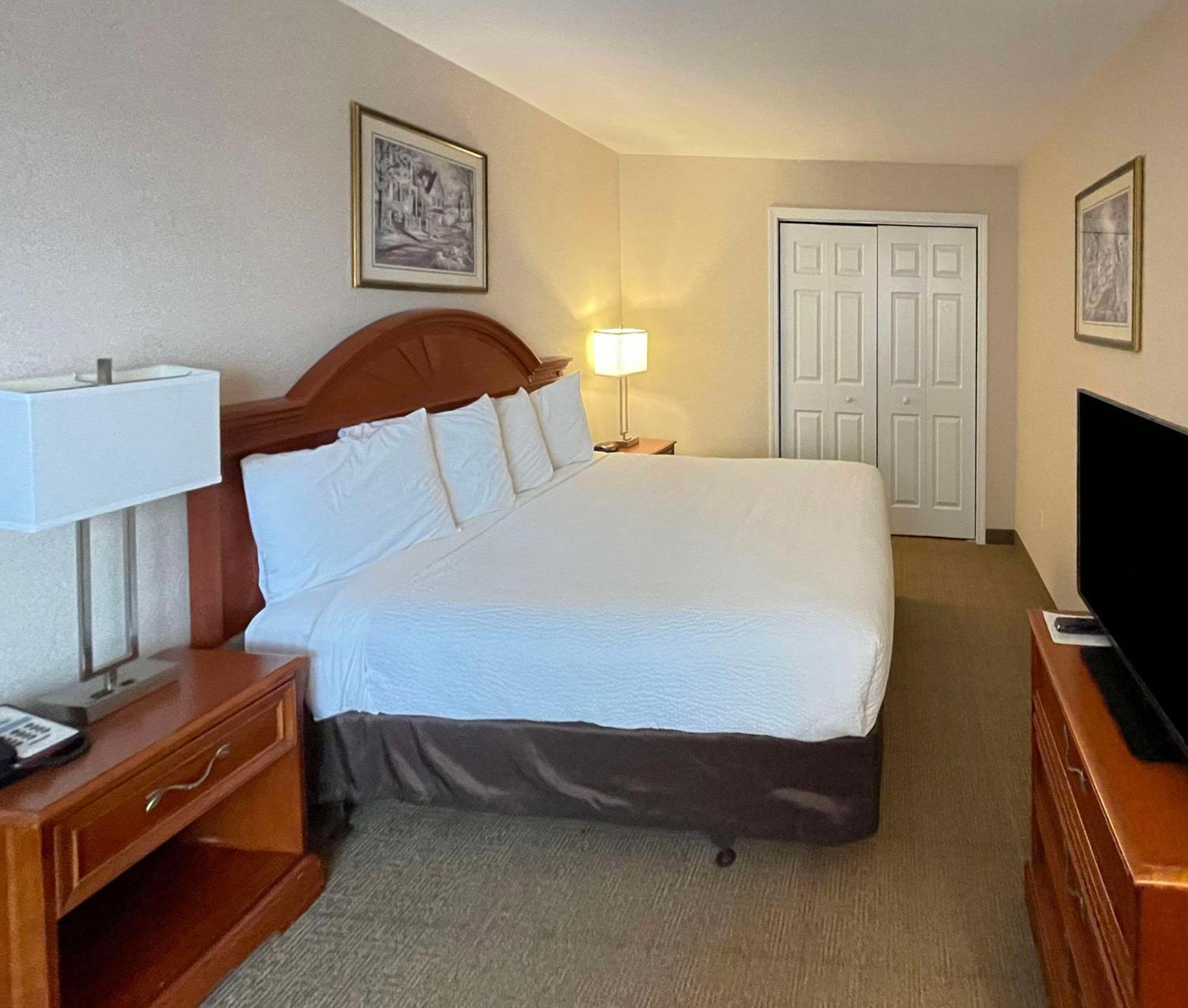 Smart Suites, Ascend Hotel Collection South Burlington Exteriér fotografie